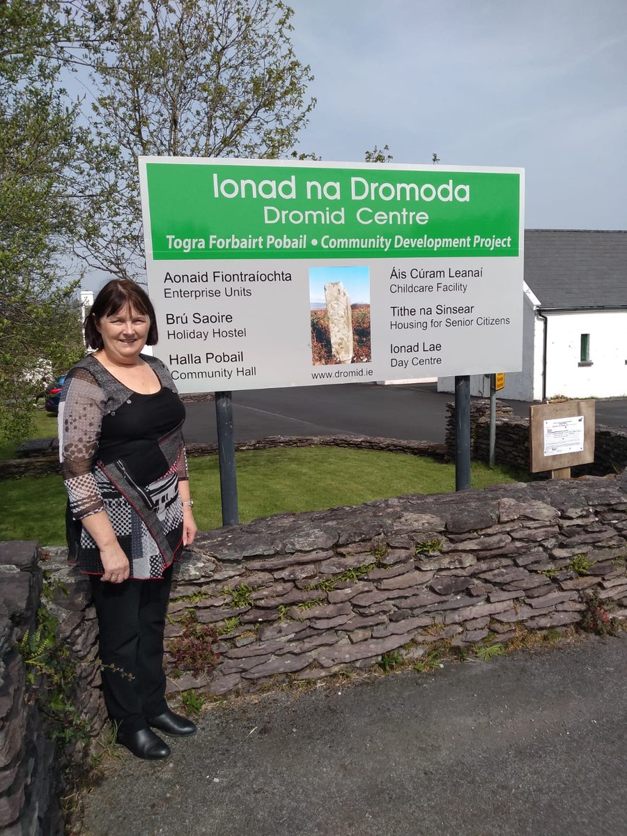 Róisín Ní Ghairbhí (@rghairbhi) on Twitter photo Comhghairdeas le <a href="/MaeveDineen/">Maeve Dineen</a>, foireann Champa na Cásca.
Ealaíon, spórt, bácáil, Gaeilge bhinní. Lóistín iontach, siúlóidí deasa sa Dromaid. @Cabrinid beidh an-deireadh seachtaine ag teaghlaigh <a href="/GlornanGael/">Glór na nGael</a> sa Bhealtaine. <a href="/CnaG/">Conradh na Gaeilge ⭕️</a> <a href="/UibhRathachAbu/">CnaG Uíbh Ráthaigh</a> <a href="/SkelligKerry/">Skellig Kerry</a> Comhghairdeas le <a href="/MaeveDineen/">Maeve Dineen</a>, foireann Champa na Cásca.
Ealaíon, spórt, bácáil, Gaeilge bhinní. Lóistín iontach, siúlóidí deasa sa Dromaid. @Cabrinid beidh an-deireadh seachtaine ag teaghlaigh <a href="/GlornanGael/">Glór na nGael</a> sa Bhealtaine. <a href="/CnaG/">Conradh na Gaeilge ⭕️</a> <a href="/UibhRathachAbu/">CnaG Uíbh Ráthaigh</a> <a href="/SkelligKerry/">Skellig Kerry</a>