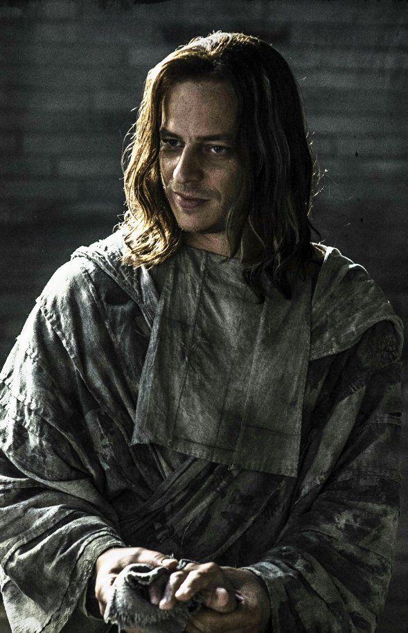 ebummie's tweet photo. I would like to take this moment to thank Syrio Forel and Faceless man.. Thank you for teaching #Arya to be a warrior #GameofThrones #BattleOfWinterfell https://t.co/PL1hgAbgKq