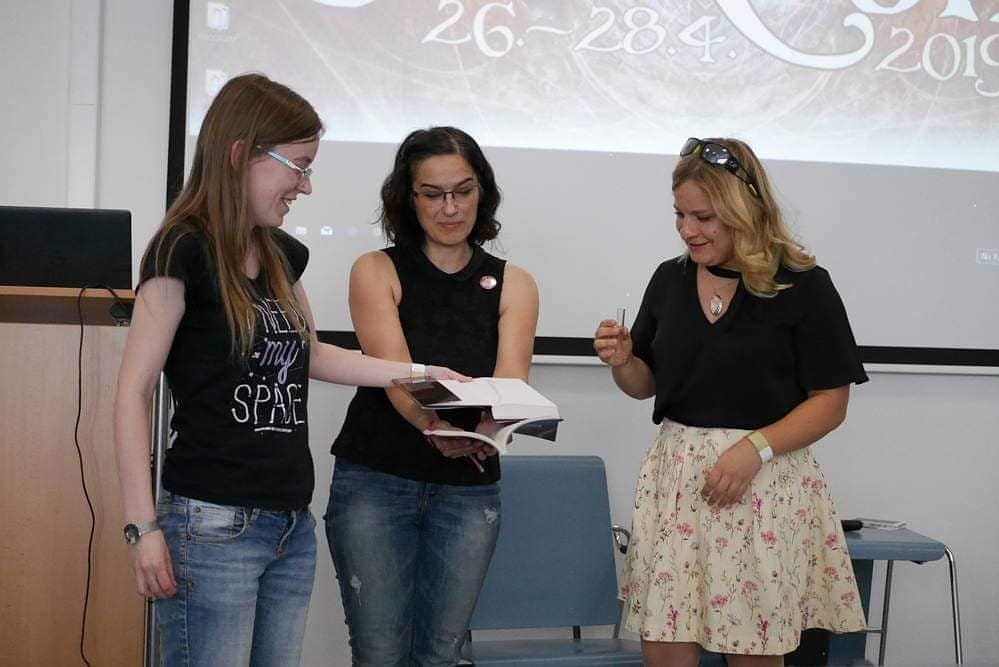 astro_Michaela's tweet photo. #Baptismbyfire...not quite😁 I got to #christen a new #scifi #book using an #acid 😃 It's a great honour for me to be the #godmother of #janaplauchova's book about #Venus: "Druhá planéta", The Second Planet. The unique #christening happened during the #slavcon 2019 #festival. https://t.co/wz4LfeDqGp