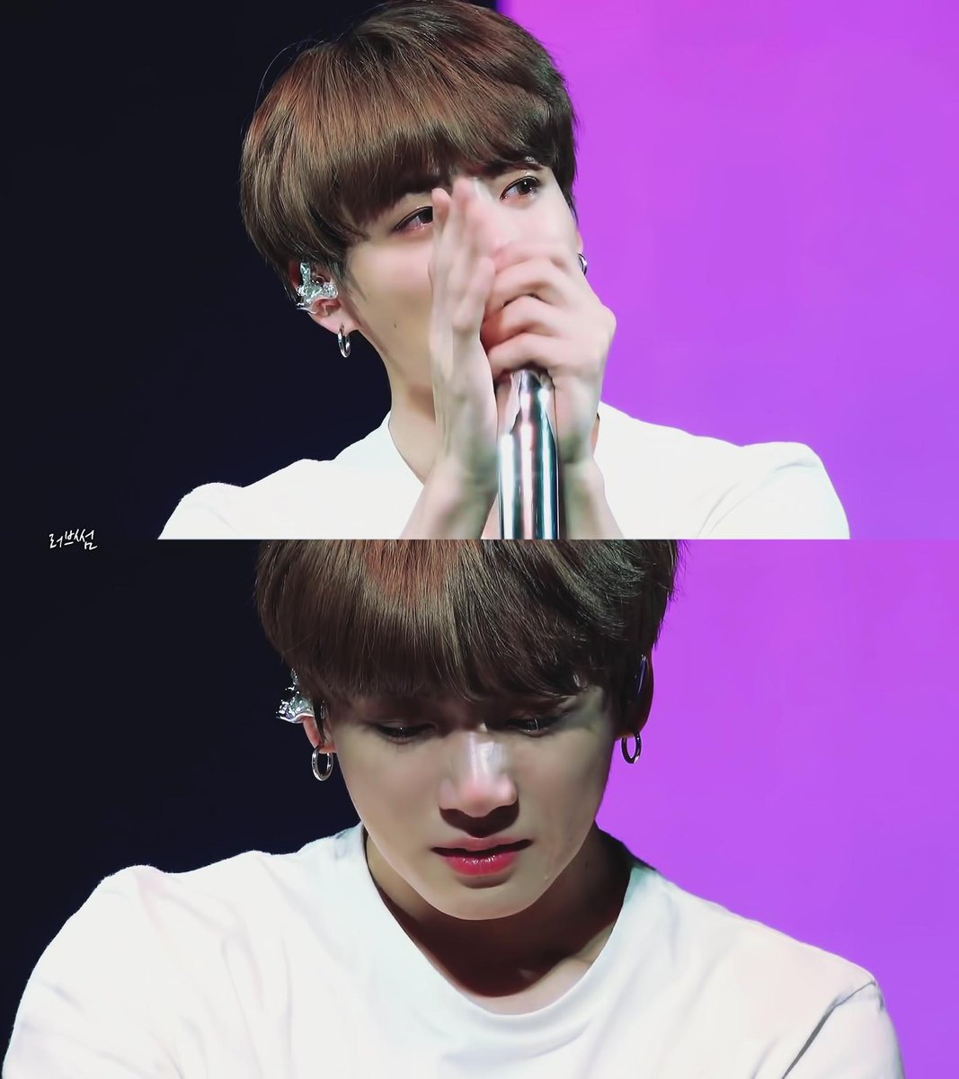 _1993_1995's tweet photo. ㅠㅠ 눈 너무 맑고 예뿐 꾸기 ㅠㅠ

#정국 #방탄소년단 https://t.co/i95O4ymDXm https://t.co/JMRVTzrSVY