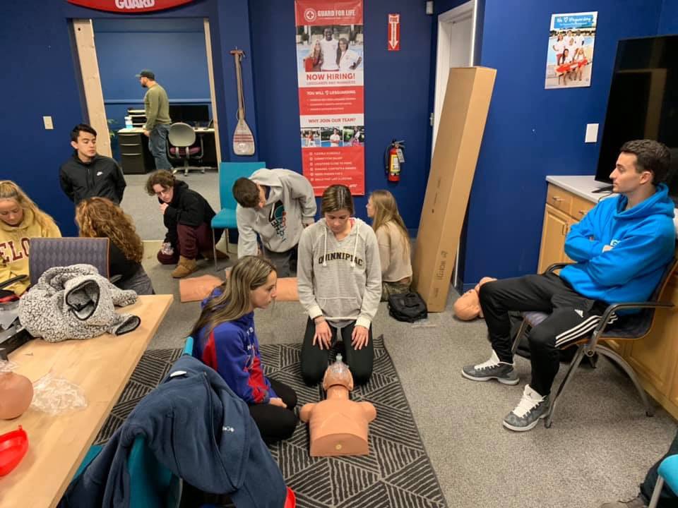 myamericanpool's tweet photo. It's training time! Our Nanuet, NY office was busy training new lifeguards this Sunday! American Pool is committed to keeping you safe!
#americanpool #guardforlife #lifeguards #poolsafety #lifeguardtraining #CPRtraining #CPR #americanredcross https://t.co/FUoEc4oWr5