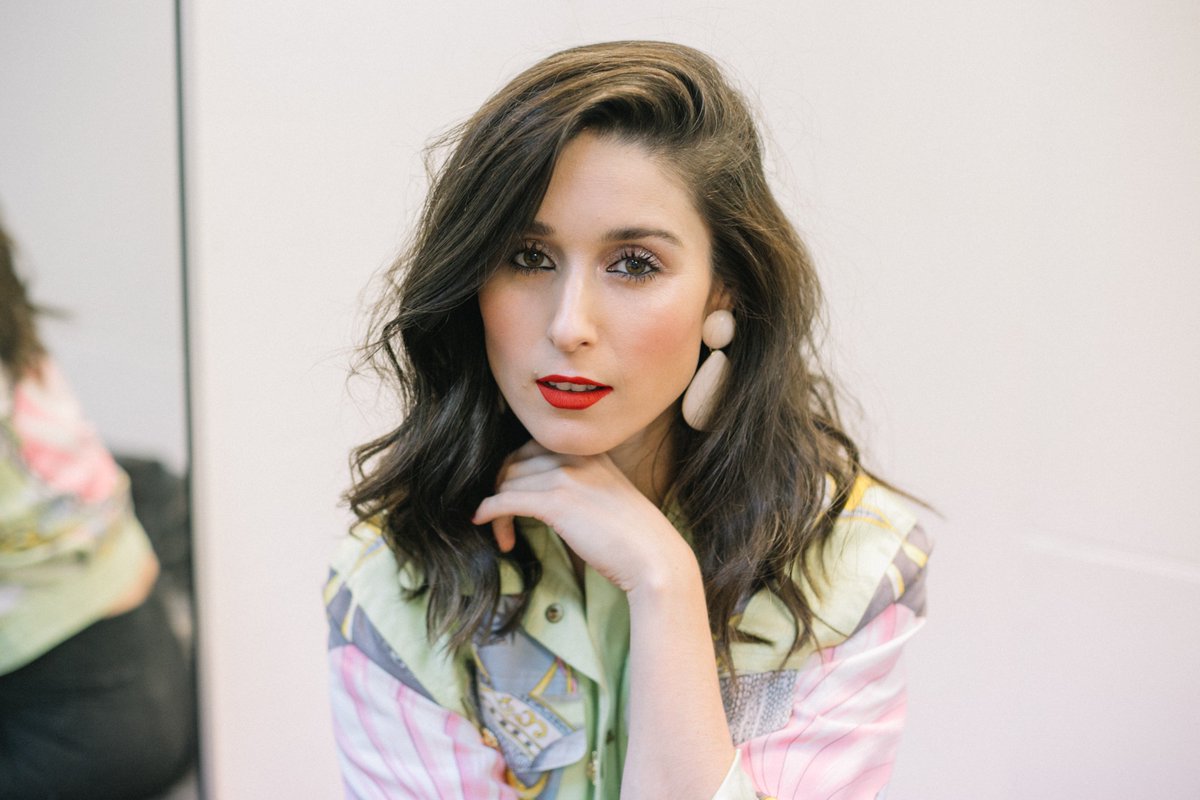RuidoPresents's tweet photo. ¡Artist of the week: @franciscamusic! 
Bringing the female power to #RuidoFest2019 
Por primera vez en Chicago!!

https://t.co/E6TP6dhYTM https://t.co/RUXbhH6wGM