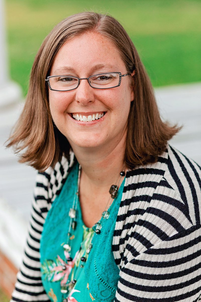 AlabamaAchieves's tweet image. ALABAMA’S TEACHER OF THE YEAR “FINAL FOUR” ANNOUNCED! – The 16 finalists for Alabama Teacher of the Year has been narrowed to “four” of Alabama’s most outstanding educators...See the official list of finalists at: buff.ly/2V5gjkA