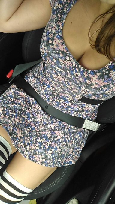 Flashback to when I showed up at Easter dinner looking like a goddess just to remind everyone I'm the<a href="/tag/manyvids"class="tags"><span>#manyvids</span></a><a href="/tag/mvsales"class="tags"><span>#mvsales</span></a>