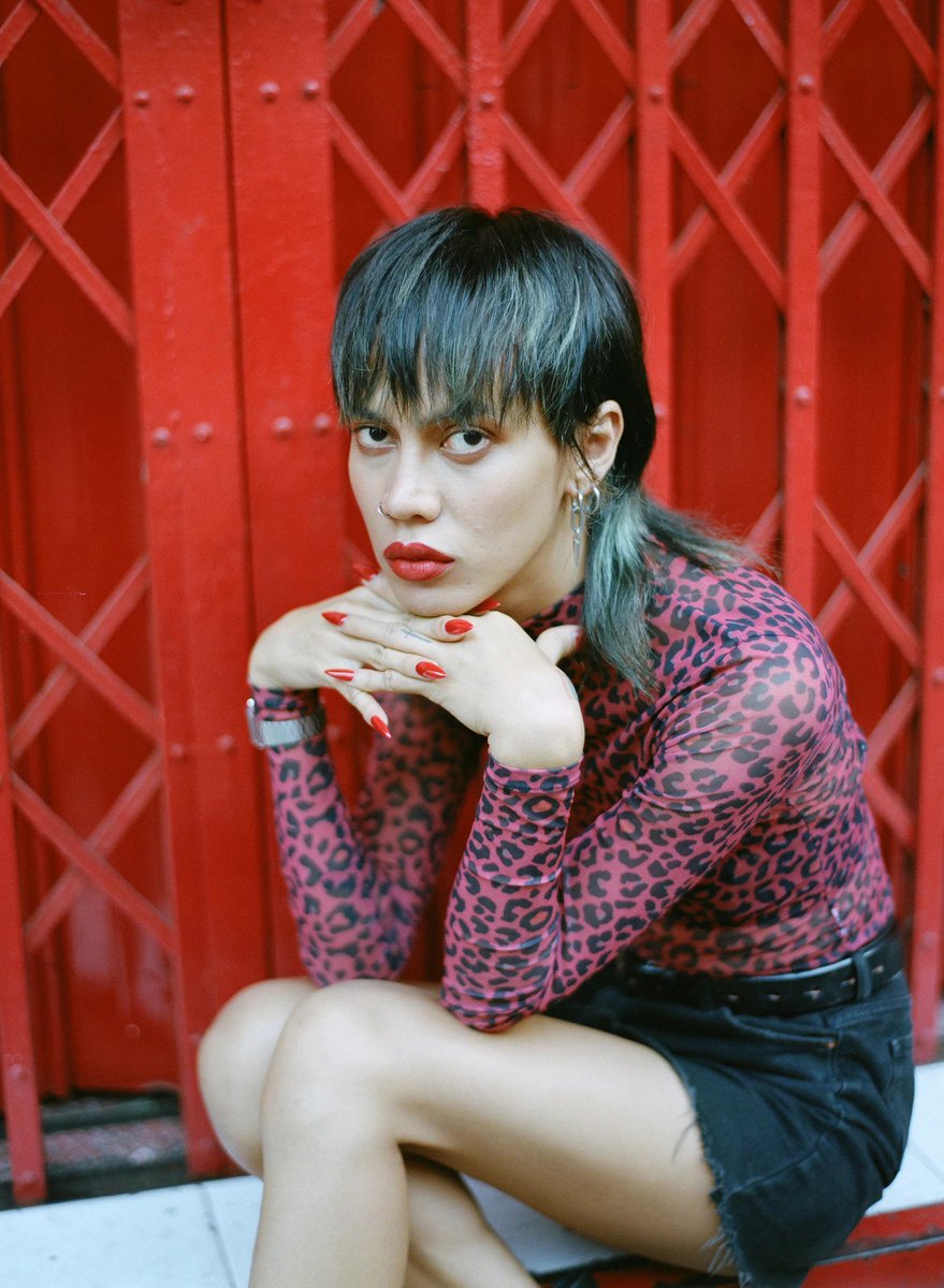 i-D tweet media