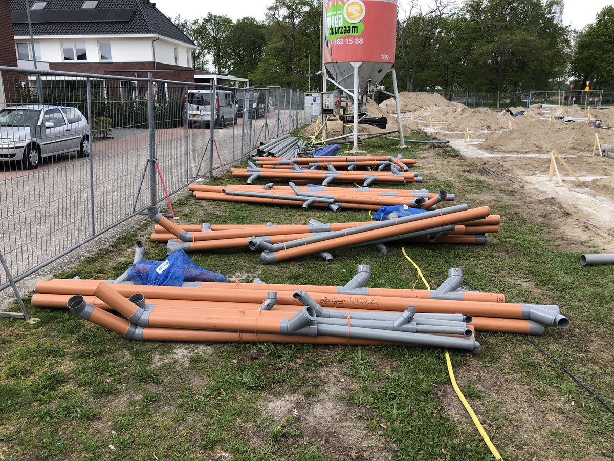 lksinstalltechn's tweet photo. 8 won Venray revit modellen klaar en uitvoering gestart @bouwkeet1 @BouwmijJanssen https://t.co/BKzLgLMjHK