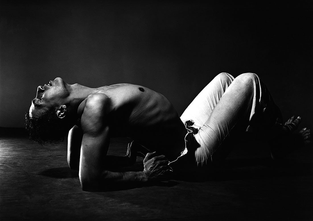 🌎“La danza es el único idioma universal, y el primero en elocuencia por ejecutarse con el más noble de los instrumentos humanos: el cuerpo” -José Limón

En la imagen, José Limón interpretando “Mexican Suite”🇲🇽

#DíaInternacionalDeLaDanza #DID19 #DíaDeLaDanza