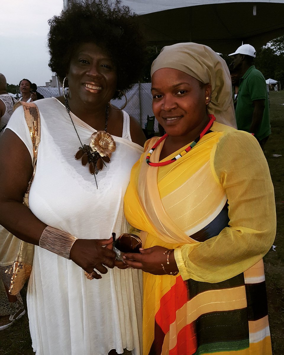 The_Realiyata's tweet photo. With The Legend Marcia Atkins https://t.co/vPv7X33tZ9