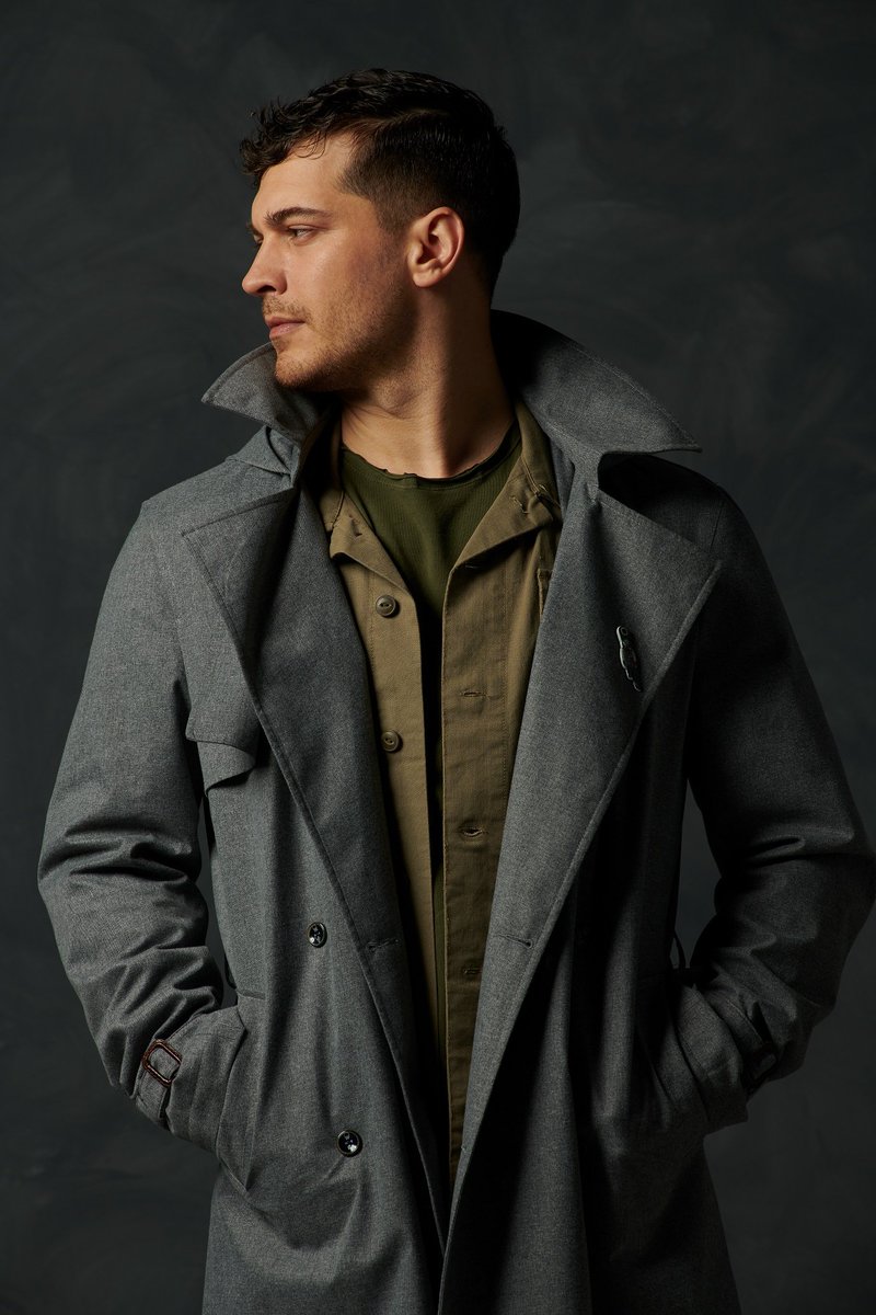 The_ProtectorNT's tweet photo. new photo of our King, admire that most beautiful profile in the world
#ÇağatayUlusoy #TheProtector #HakanMuhafız https://t.co/2XaVg0ooE0