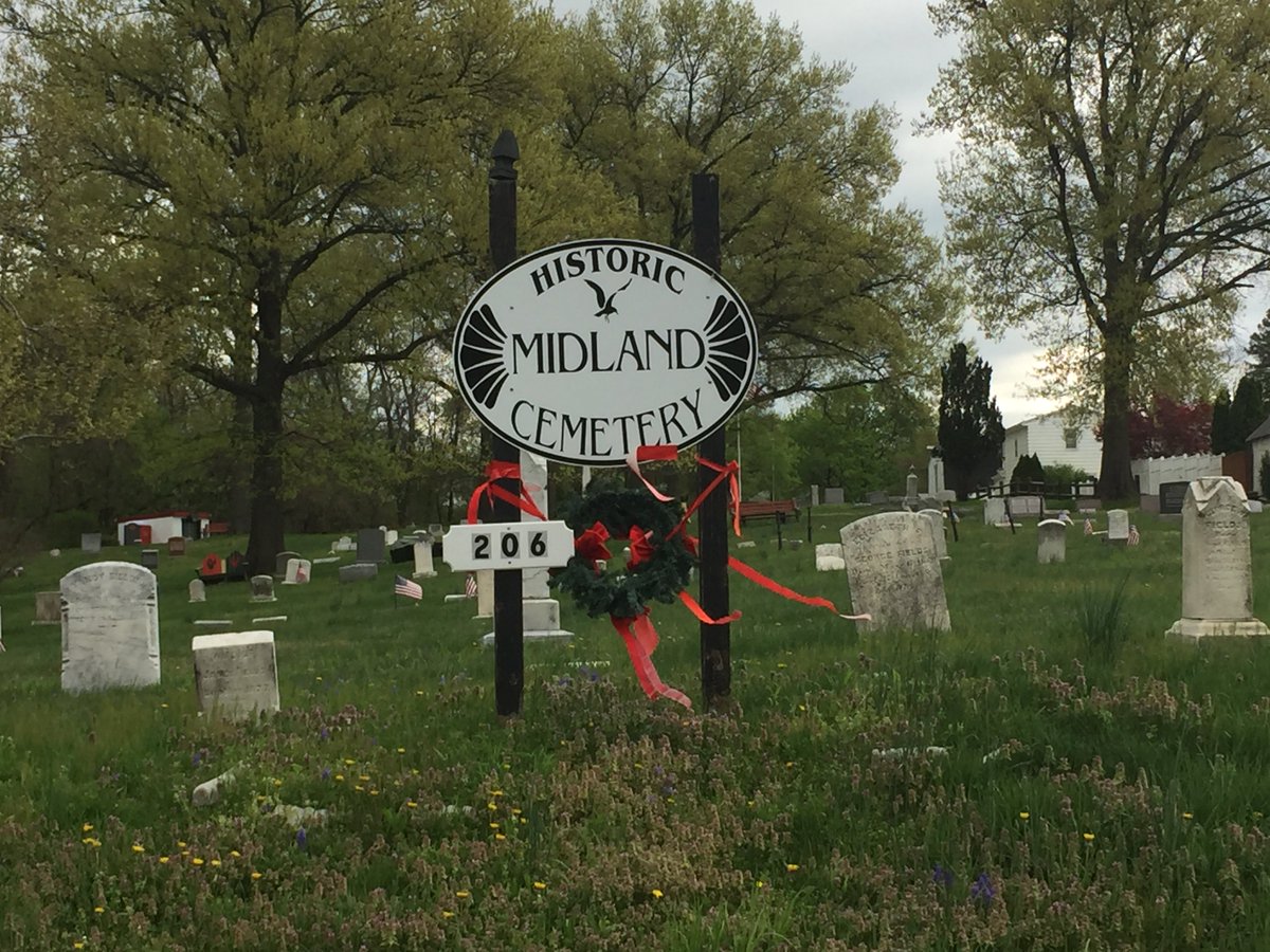 Ilaynna1's tweet photo. I visited Midland Cemetery, the grave site of many veterans and my great-great grandmother, Bessie Hawkins.
 #pahistory4ssed https://t.co/YwtQHw0oTd