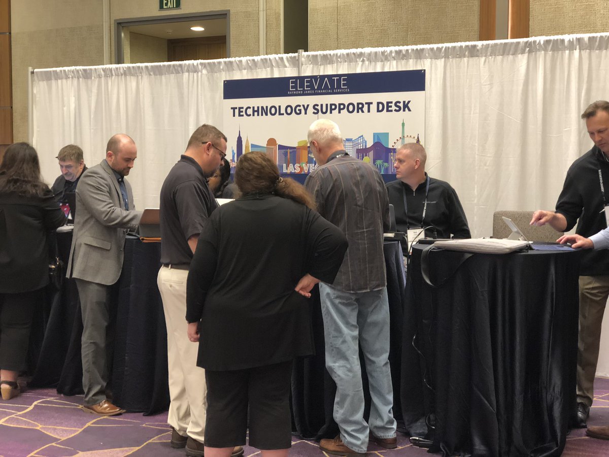 BillMack1701's tweet image. Need some help with your mobile device or computer?  Stop by the Technology Support Desk in the Tech Center!
#RJELEVATE #TechThatConnects