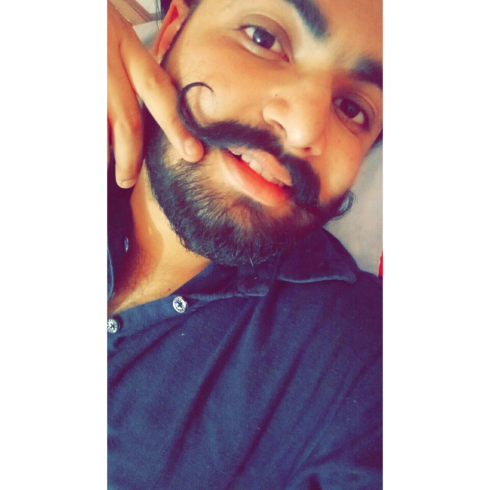 Happysonti1's tweet photo. Ho mardaan da kamm muchh chaadna
Style ne kamm janane de #Longia https://t.co/ff48xaNNia