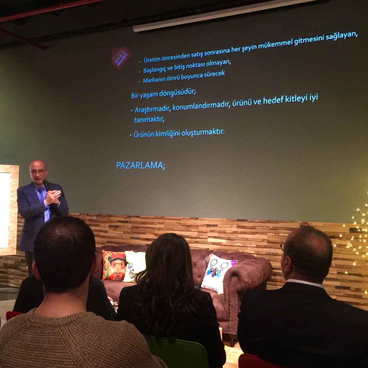 Markayı yaratan pazarlamadır 😎 <a href="/omersenguler/">Ömer Şengüler</a> #markaolemi