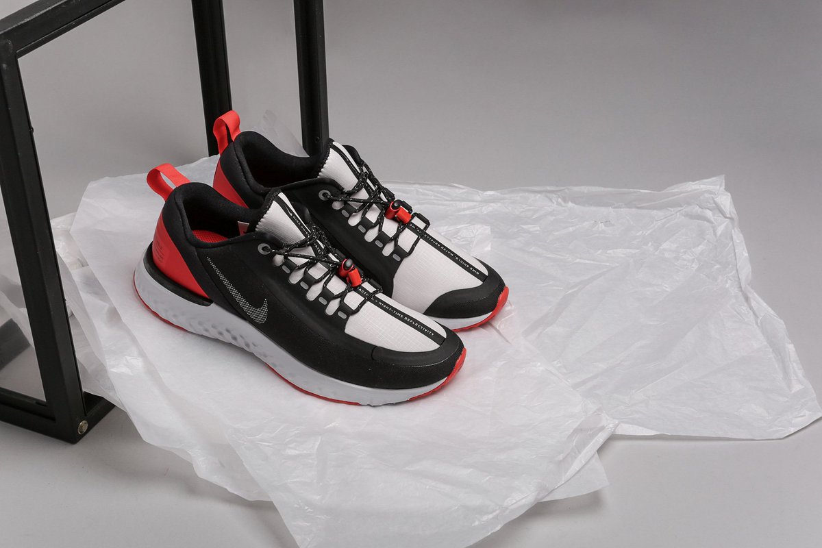 nike odyssey react shield canada