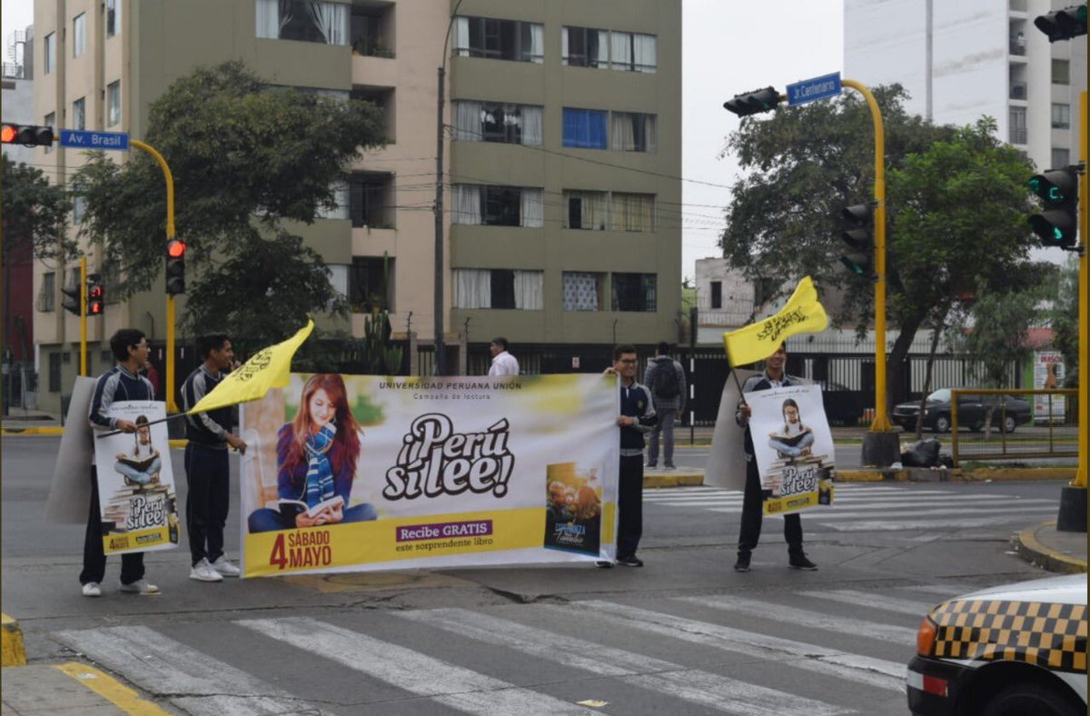 Felicitamos a las instituciones educativas de Lima por unirse a la Campaña #PeruSiLee. Y este sábado 04 de mayo se distribuirán gratuitamente 2 millones de libros en Lima Metropolitana.