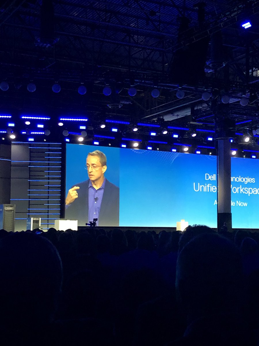 lisamartinmedia's tweet image. .@PGelsinger announces @DellTech #UnifiedWorkspace, as 81% of workforce is outside the traditional office, 52% workers are working in 3 or more places per week (sounds familiar! 😊) @DellTechWorld @VMware