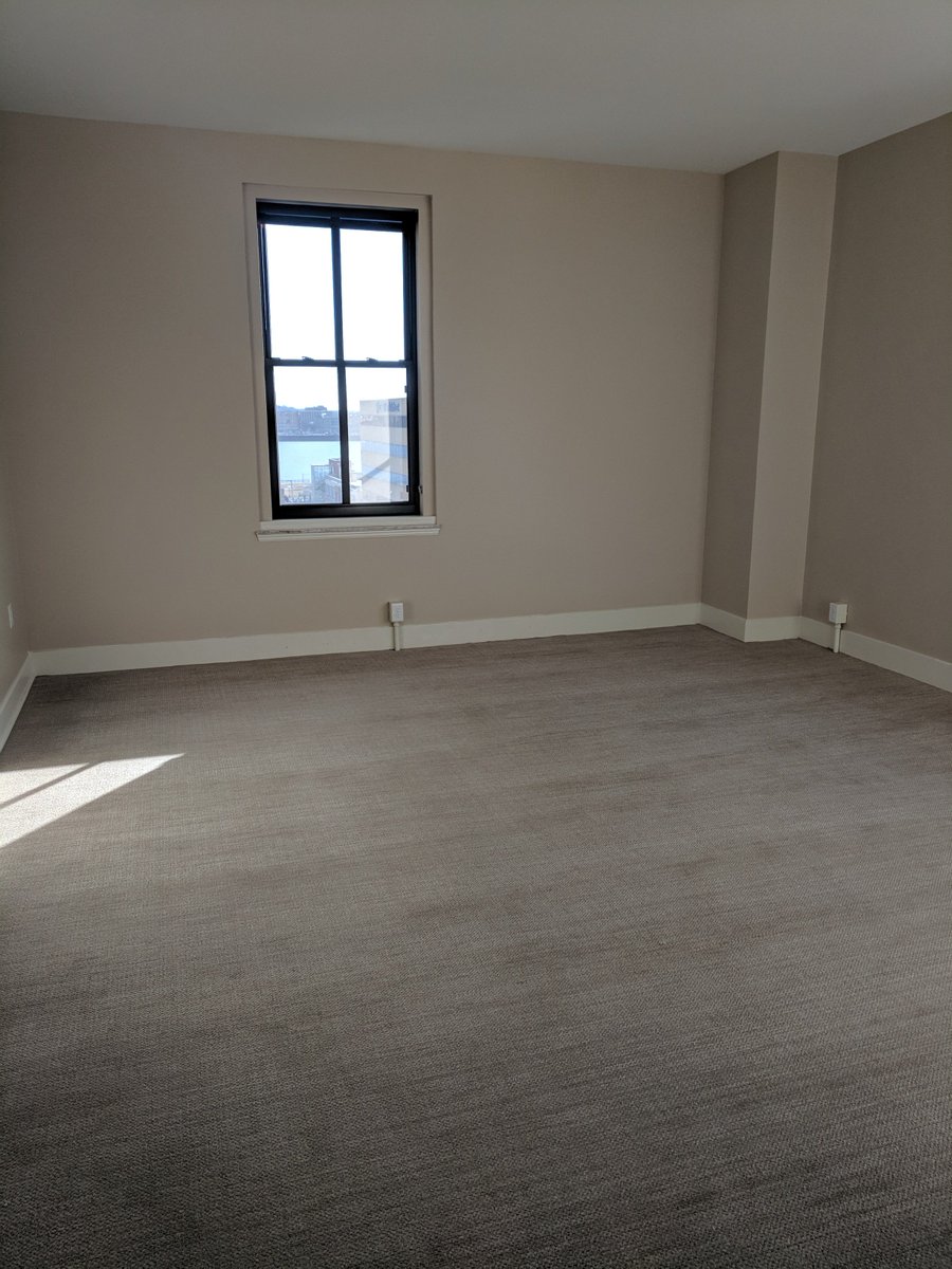 ArcadeUnion's tweet image. Move in season is upon us!!!  We have great 2x2's starting at $1150.  Call us at 563.324.9898 to schedule a tour!!!