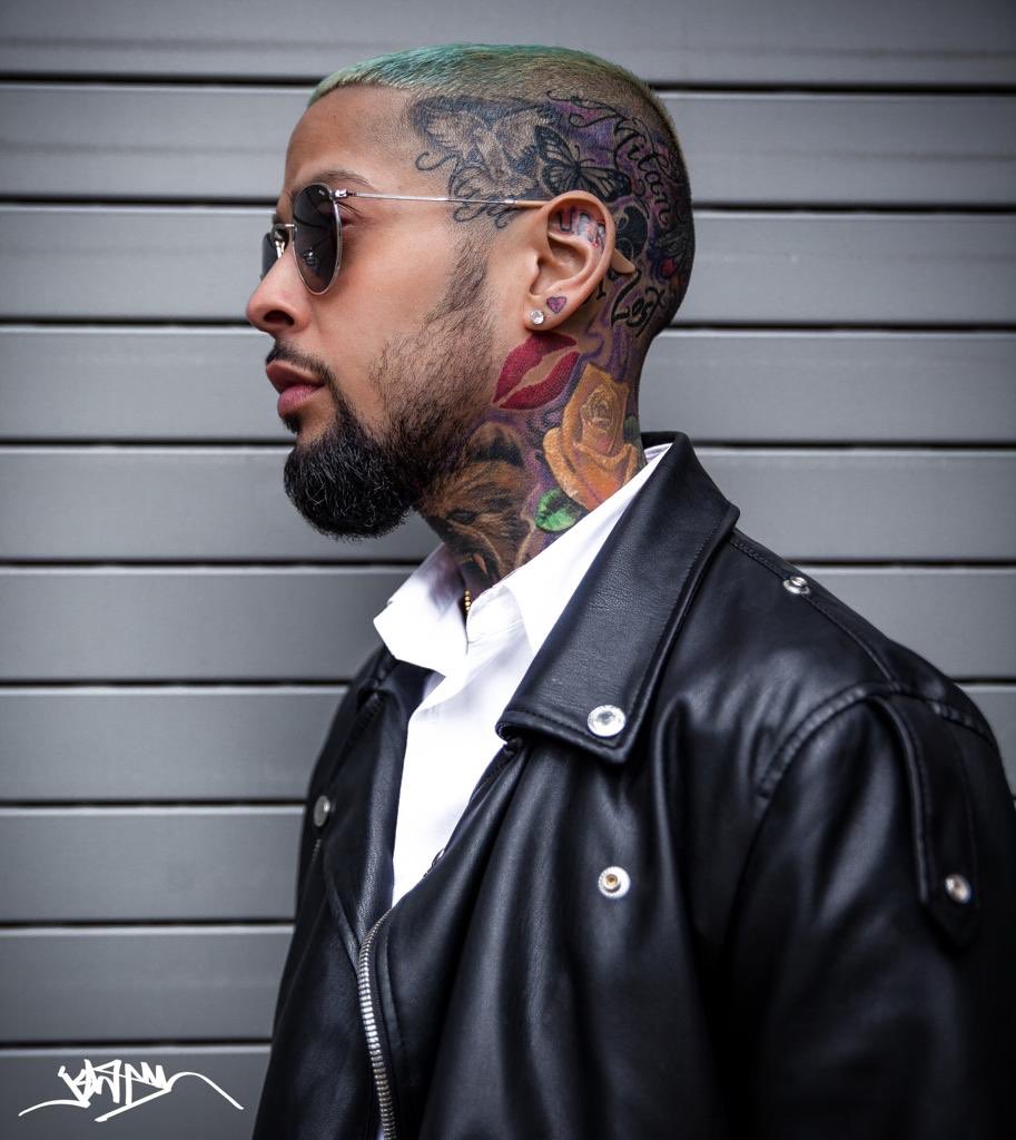 davidcorrey's tweet image. Really excited about my new collab shoot with @SomiarThreads !!! If you want quality, trust me this is where it’s at. A different kind of fly💥💯. Make sure y’all follow them Dreamers.