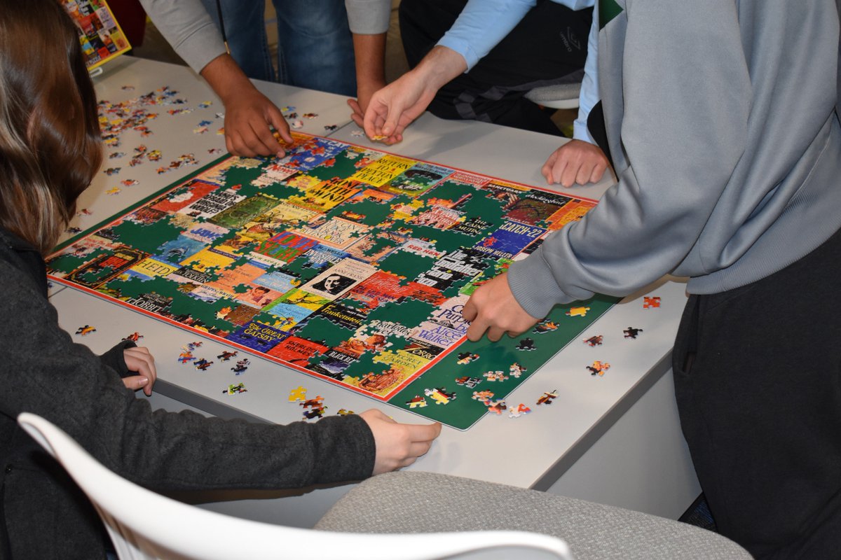ConantLibrary's tweet photo. It has been less than a week since we put out our 500 piece puzzle, and already it is just about done. Stop by the library if you need a technology break and have a go at a puzzle with us, @ConantCougars! #puzzle #brain #break #WeNeedaNewOne https://t.co/9Hxs4sr7Oj
