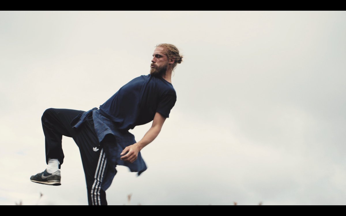 _GLOWR's tweet image. Happy #InternationalDanceDay everyone!
Here's a few snaps of our fav John Kendall during #glowr filming last August x