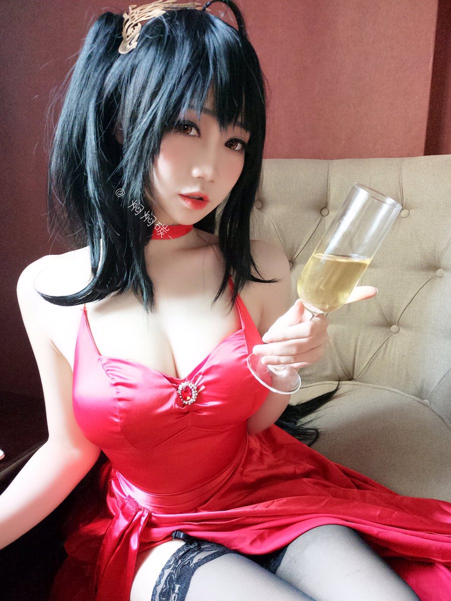 #cosplay
#AzurLane⁠ ⁠
#碧蓝航线 
#アズールレーン
#たいほう #大鳳
指挥官，大凤一直在等着您哦 https://t.co/0BFN3wGPnO
