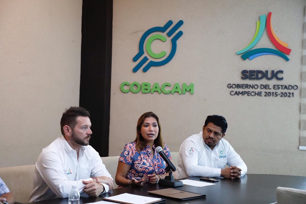 cobacamoficial's tweet photo. La titular del #COBACAM, Adlemi Santiago Ramírez y el #INDECAM encabezado por Jorge Carlos Hurtado Montero firmaron Convenio General de Colaboración, que permitirá promover el deporte y una educación de calidad. https://t.co/NSBc8tKCRy