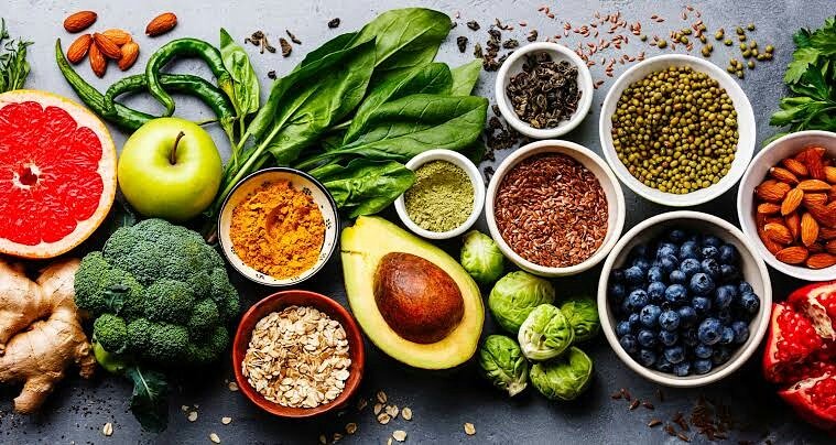 farmerscornerng's tweet photo. Food is either medicine or poison.
For food for all, food should be medicine. We should build a community of poison-free food with consideration of people's health because healthy is wealth.
#food #foodforall #foodnetwork #foodsecurity #poisonfreefood #foodcommodity #foodie https://t.co/kFuMlXwblt