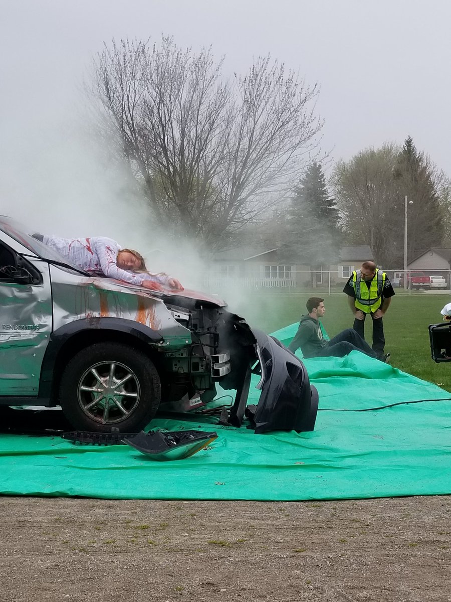 FC_safecomm's tweet photo. Thank you Archbold Fire, Archbold Police, Ridgeville Fire, Fulton Co Sheriff's, Ohio State Highway Patrol, Mercy Health Life Flight & Grisier Funeral Home for your partnership in the Mock Crash at AHS today. Keeping our youth safe as a community. #fcsafecommunities
#prom https://t.co/XIcCj3SijQ