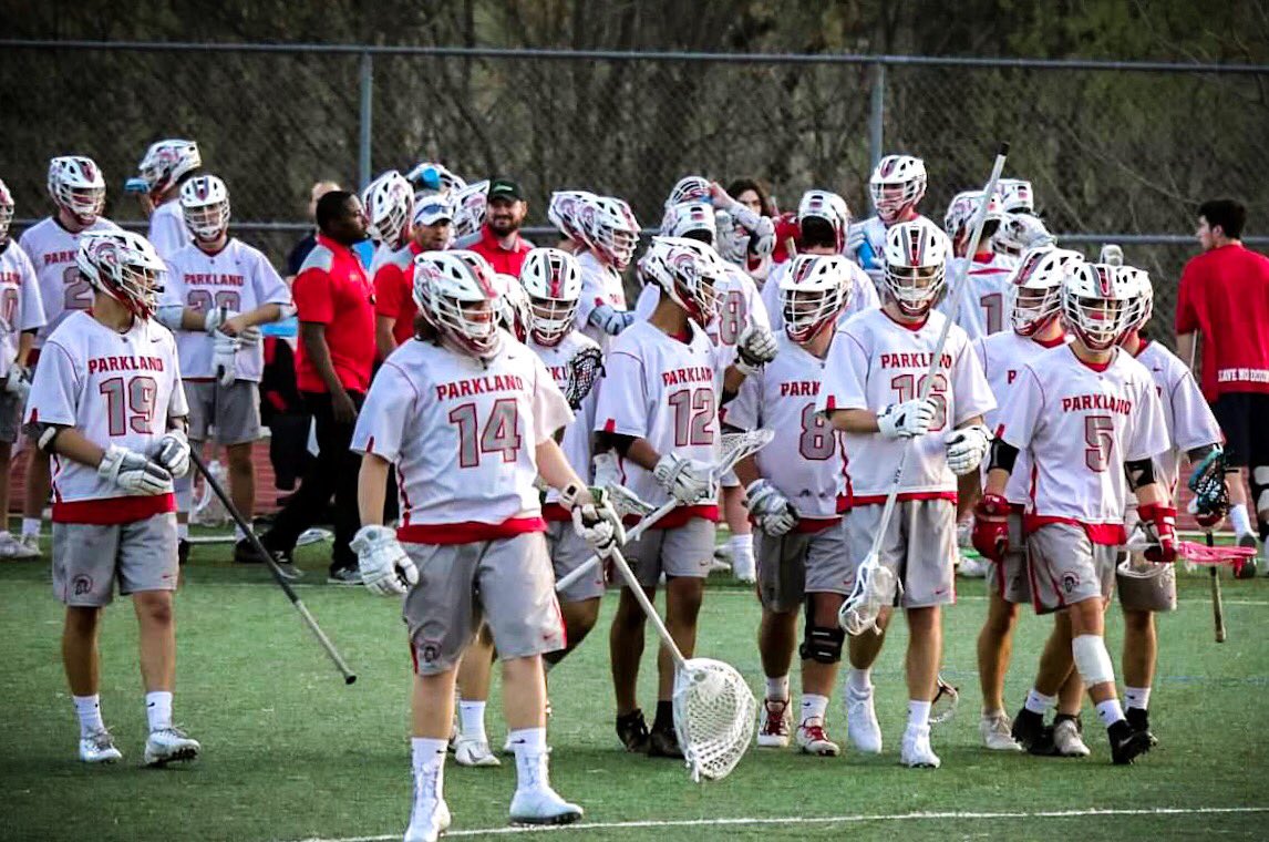❕SHOW OUT❕TOMORROW NIGHT AT MUHLENBURG 📍BOYS LAX PLAYS CENTRAL🤢 AT 7:30 ⚠️HUUUGGGE GAME SHOW OUT IN JERSEYS👔