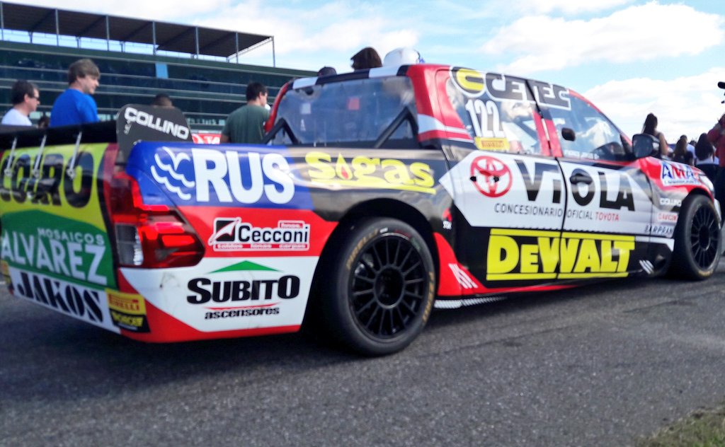 #TCPickUP || <a href="/andijakos/">andi jakos</a> finalizó 4° la competencia y se transformó en el nuevo líder del campeonato con 45 puntos con la Hilux del <a href="/Dole_Racing/">Coiro Dole Racing</a>