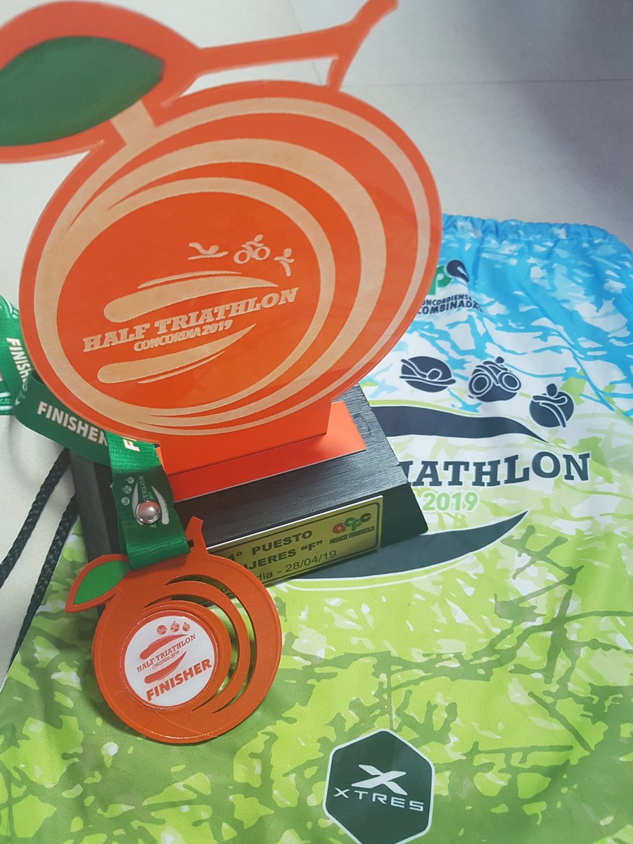 #medalmonday #HalfConcordia 
#Triatlón El tria que más se disfruta!!🎖🏆