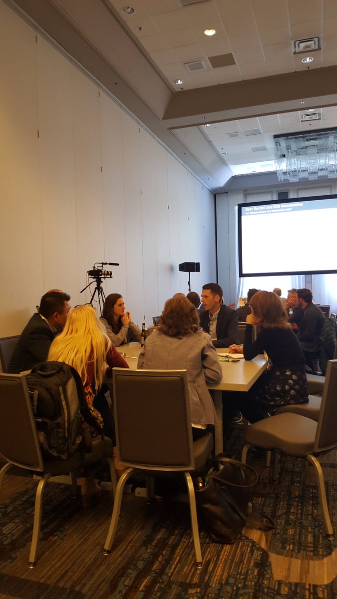 Jill_Steinhour's tweet photo. Hosting a roundtable discussion on #B2B #commerce + come join my keynote preso tomorrow 11am-tuesday #b2bonline #AdobeB2B #AdobeHighTech https://t.co/2XBTzgcKcl