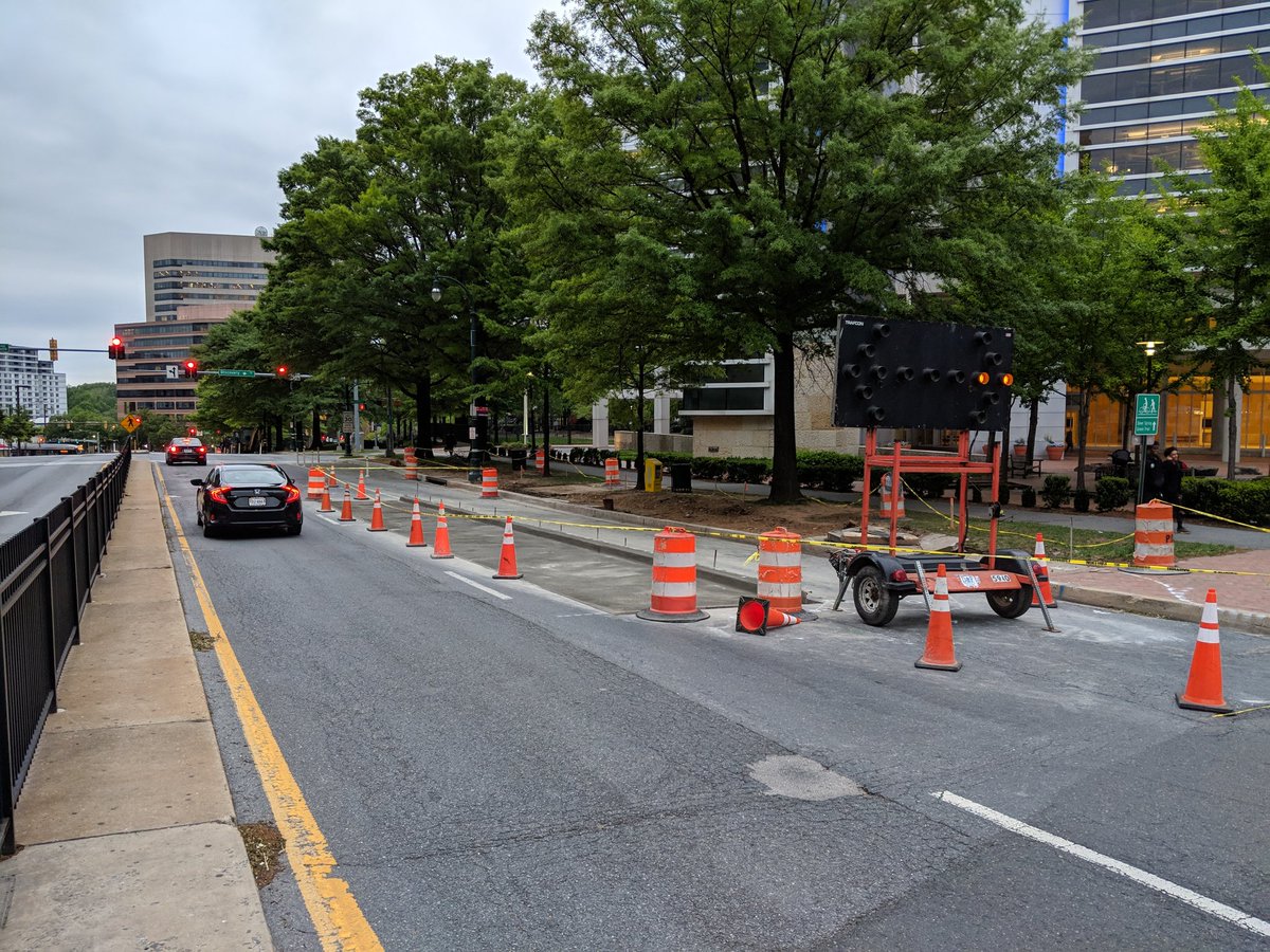 MoCo_DTE's tweet photo. Our floating bus stop at Wayne &amp; Georgia is starting to take shape. When complete, the Wayne Ave Cycletrack will rise up to sidewalk level and run behind the bus platform.

Here, you can see the bus pad and curb has been installed. The bus platform will be behind the new curb. https://t.co/mv3yHbL2JO