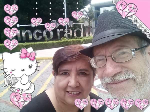 Un saludo de su amigo el barón rojo desde cinco radio aquí en la cd. De Puebla