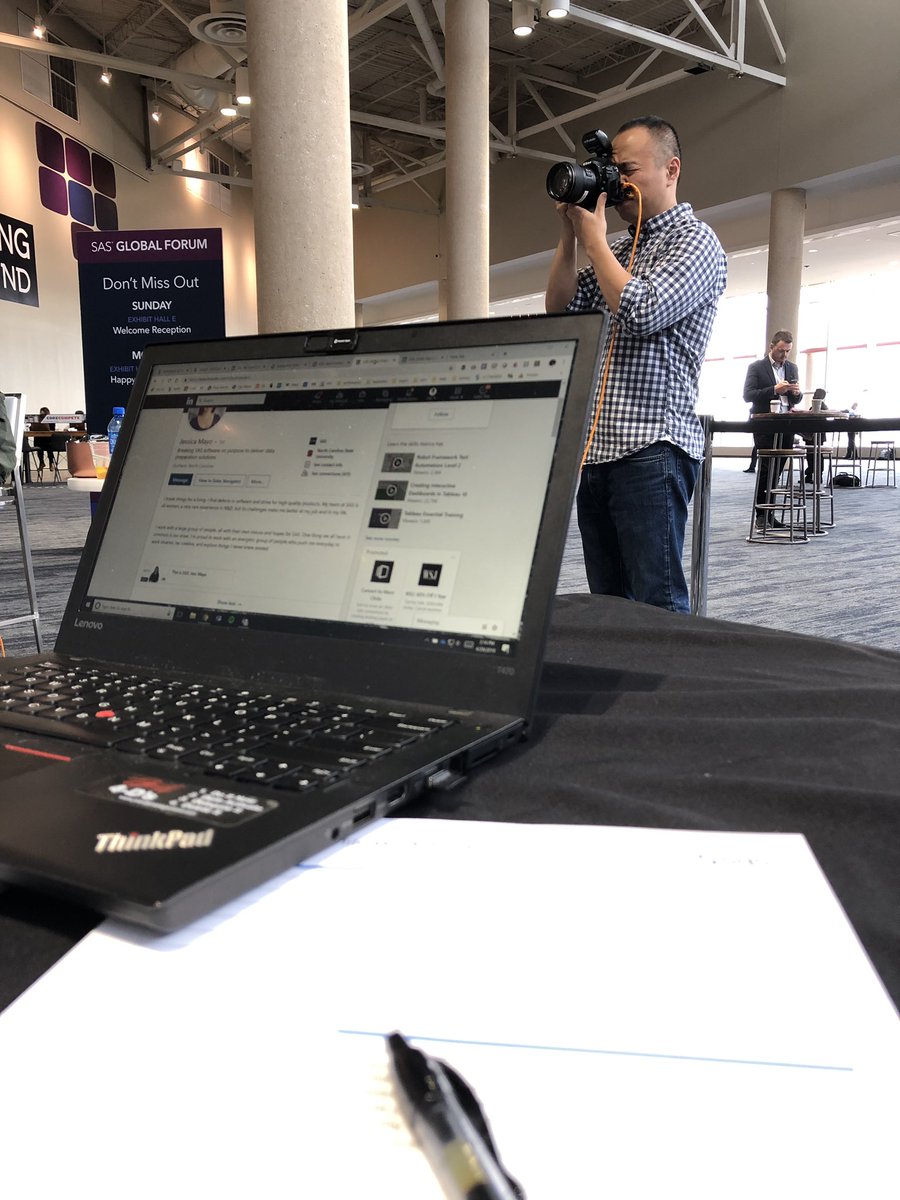 THIS dude (<a href="/sungphoto/">sungphoto</a>) has snapped more than 175 head shots in about 3 hours. Killin. It. #SASGF