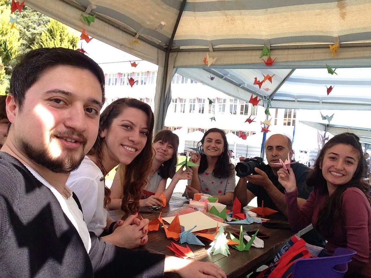 MskuOrigami's tweet photo. #mskübaharşenliği #mskü #origami https://t.co/dju6nl8y0I