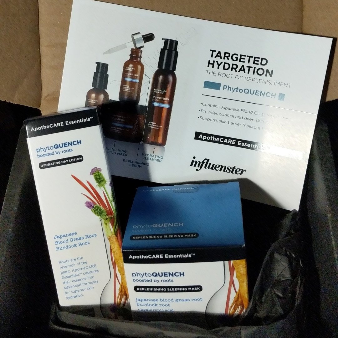 QueenCatara's tweet photo. Just received my complimentary box of two ApotheCARE Essentials products. I received the Hydrating Day Lotion and the Replenishing Sleeping Mask. I'm so excited to try them! #apothecareessentials #influenster #complimentary #free #skincare https://t.co/KcuG5hBV5M