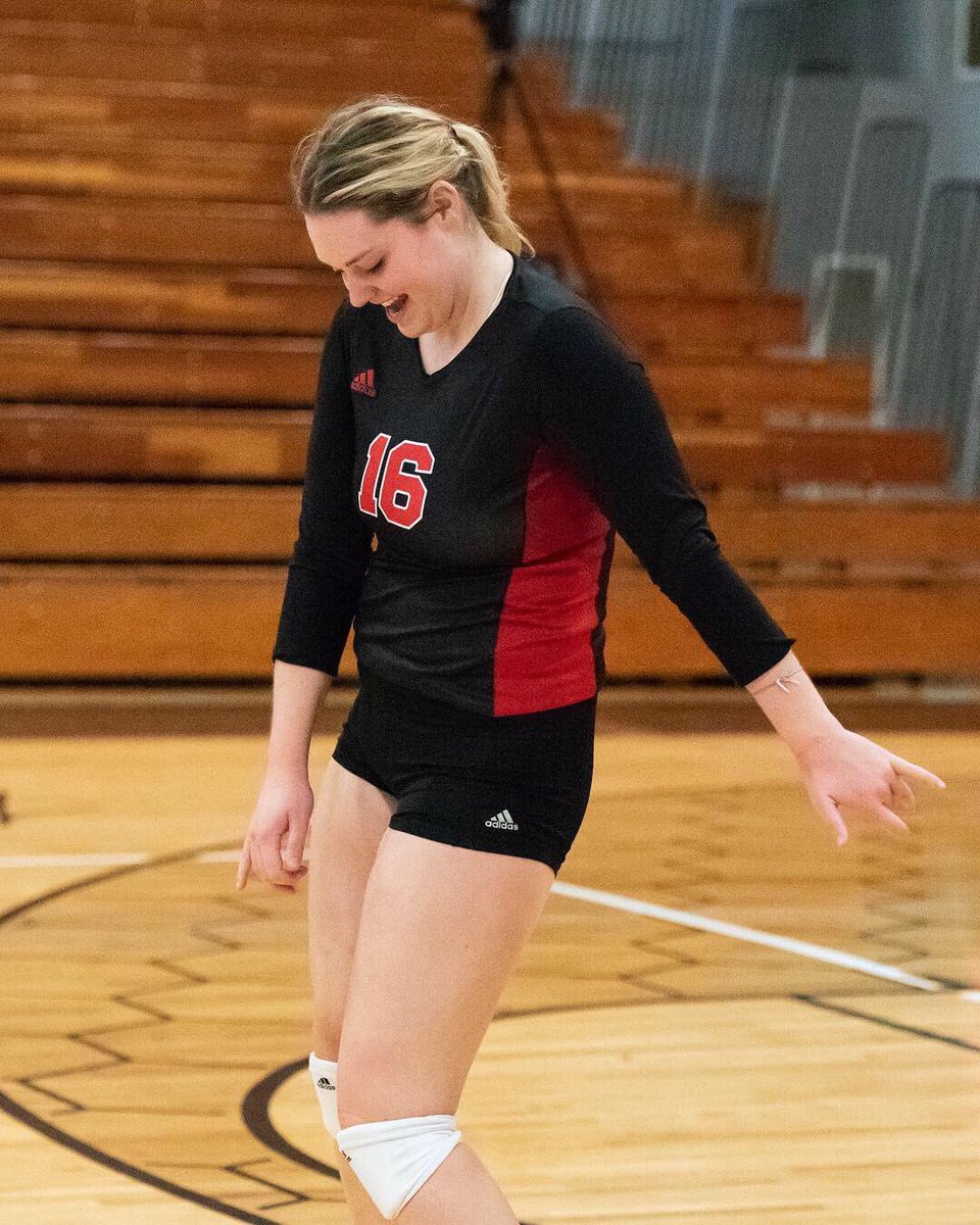 Lynchburg_vb's tweet photo. Happy International Dance Day from our very own Dancing Queen, @natalielavelle_ ! 💃🏼🕺🏻#MakeYourMark https://t.co/191B2xWX5V