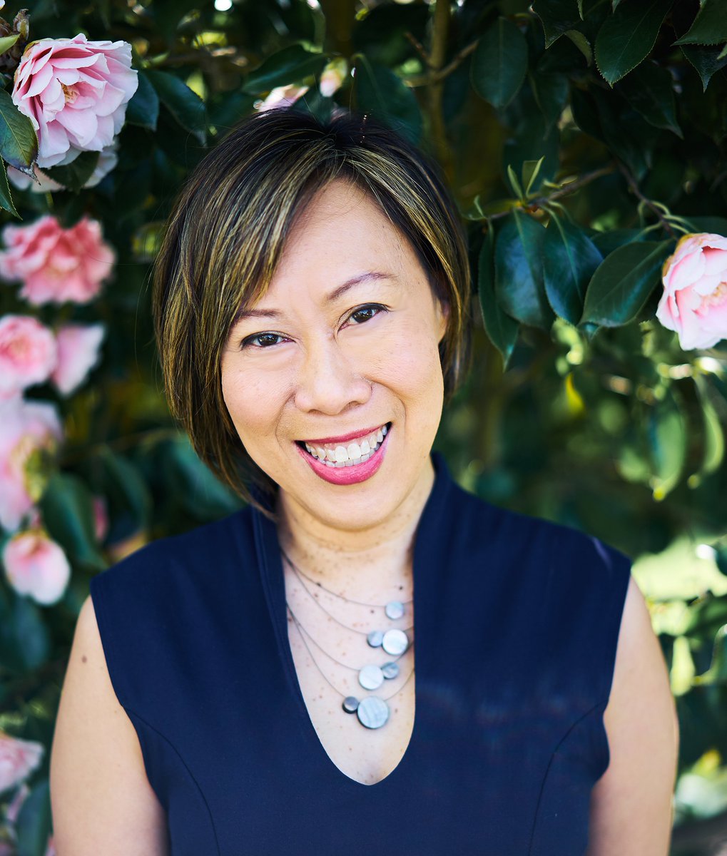 Interface (@interfaceconf) on Twitter photo Say hi 👋 to one of our speakers for #InterfaceConf: Dr. Stella Lee (<a href="/stellal/">Dr. Stella Lee</a>). She has 20+ years of experience in consulting, planning, designing, implementing, and measuring digital learning initiatives and will speak about remaining relevant in the ever-changing tech world. Say hi 👋 to one of our speakers for #InterfaceConf: Dr. Stella Lee (<a href="/stellal/">Dr. Stella Lee</a>). She has 20+ years of experience in consulting, planning, designing, implementing, and measuring digital learning initiatives and will speak about remaining relevant in the ever-changing tech world.