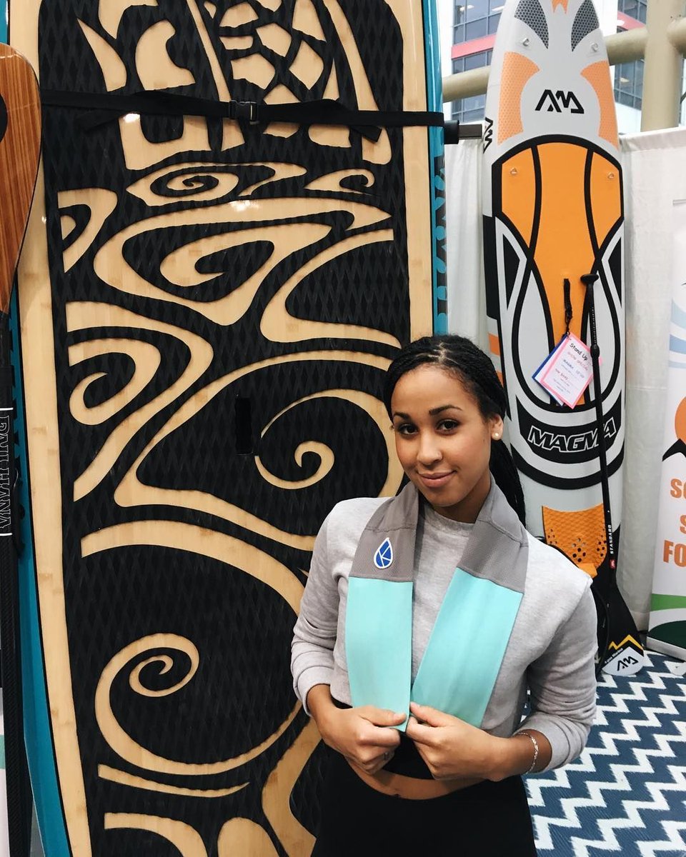 koldtec's tweet photo. Surf’s up! 🏄🏾♀️ This is the #koldtec ice towel in Bali Blue 🌴☀️ Beat the heat AND humidity. Designed and made locally here in Toronto. https://t.co/C6RQ5FWO1Z