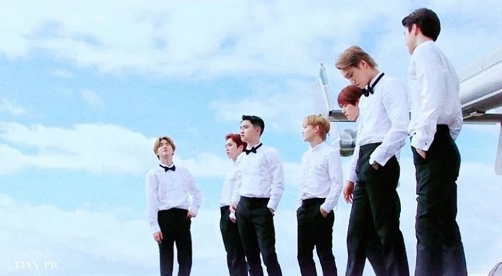 CSotva's tweet photo. Como no amarlos .... si son re hermosos 
#BBMAsTopSocial EXO @weareoneEXO https://t.co/CVURRgkWB3