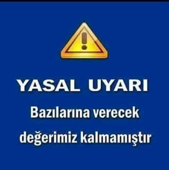 Zincire vurduğum 
               küfürlerin
     Kilidiyle oynuyorsun 
                 Yapma