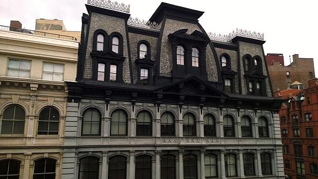 Чугунные здания в нью-йорке. Чугунный козырек. Дом чугуновых. Чугунные фасады нью йорк. Чугунные ворота измайлово.