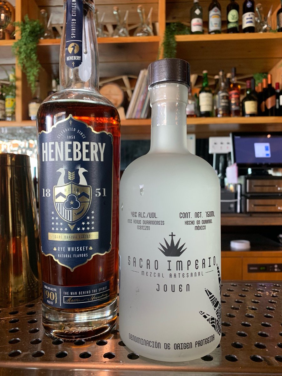 MannyLJr's tweet photo. Doing a short presentation at the SD Bartenders Guild meeting here #Henebery Whiskey and #SacroImperio Mezcal (@ Lousiana Purchase in San Diego, CA) https://t.co/FWeUmTWVMJ https://t.co/UxXkqULPLw