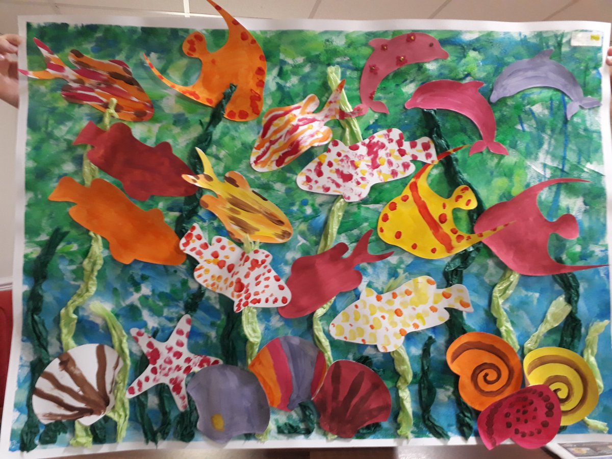 DerbyMojo's tweet photo. Today a small group of painters at The Park in Derby created a colourful underwater scene with fishes and shells, echoing some of their colourful tropical fish #creativemojoderby #artforall #colourfulfish #careinderby #thepark #sanctuarycare #dementiaaware https://t.co/Cl5BOpyq0R