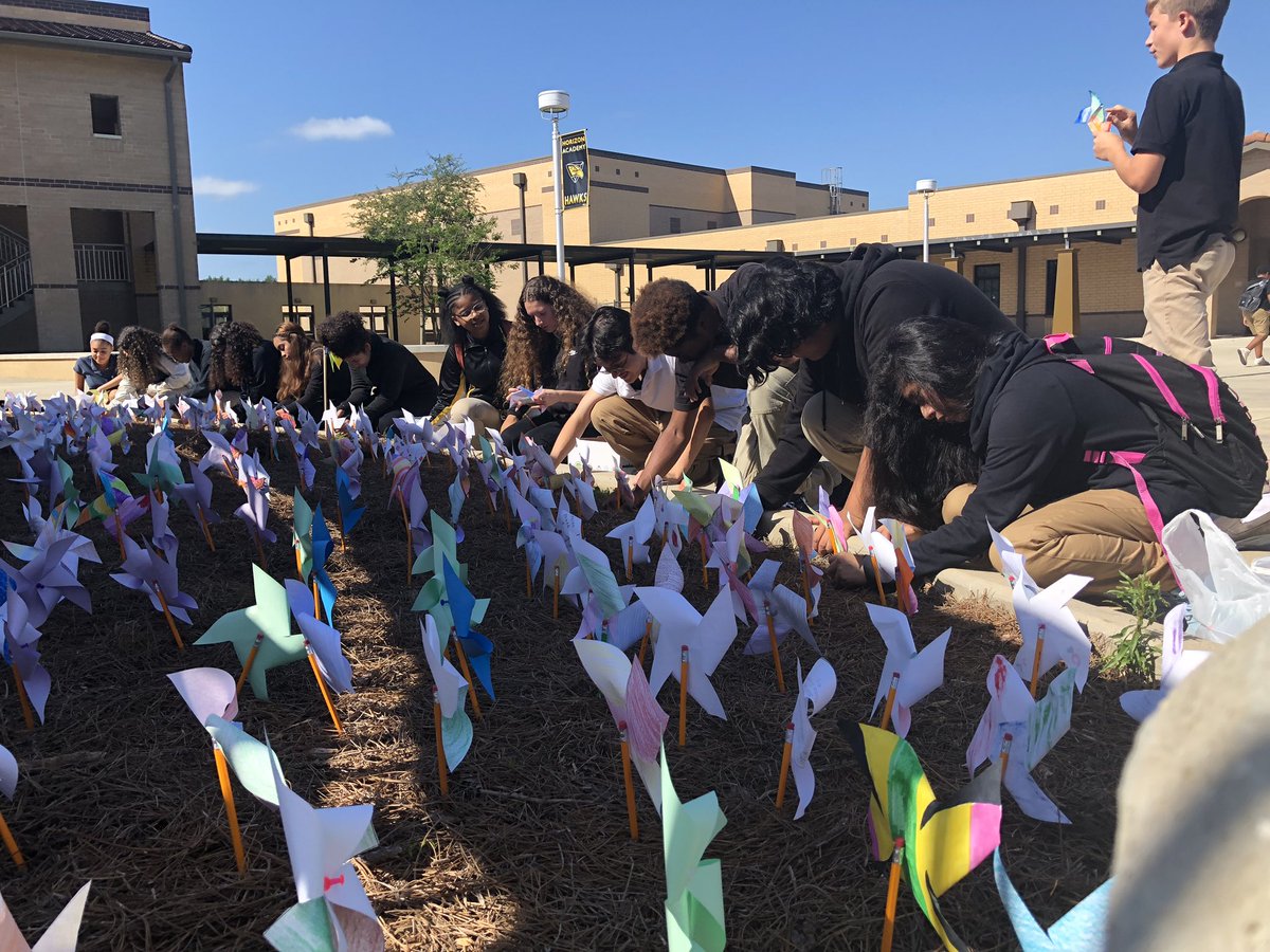 difyesci's tweet photo. @HorizonAcadFL @NATIONALSAVE and NJHS members honoring Holocaust Rememberance Day with over 700 student created Pinwheels for Peace. Their hard work paid off powerfully and beautifully. I am so proud of them @TheIHRA @HolocaustMuseum @BenWhitehouse98 #clubadvisor https://t.co/GXw3lC62cD
