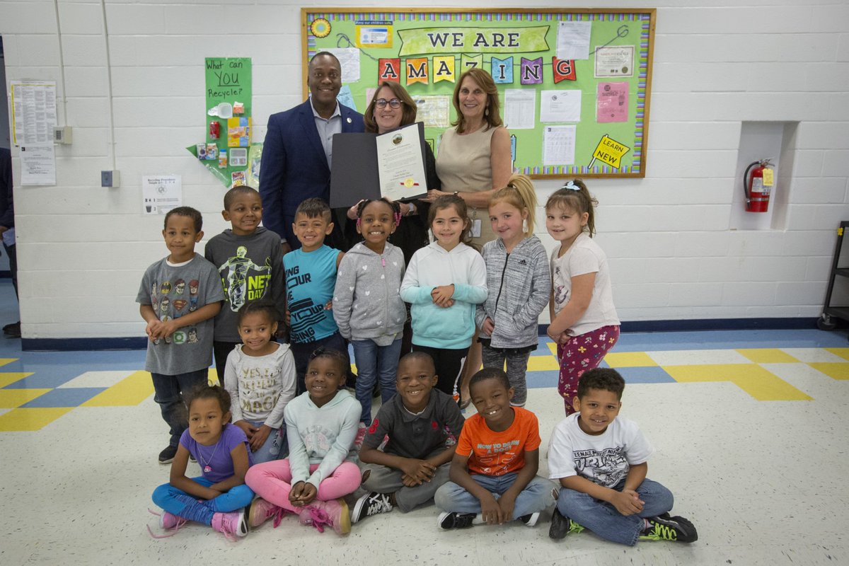 HoCoGovExec's tweet photo. Join me in congratulating Ms. Connie Stahler for her recognition as the Maryland Association of Elementary School Principals 2019 Assistant Principal of the Year! Ms. Stahler is an innovative leader who consistently creates the best opportunities for all our students to succeed. https://t.co/ItRiLMLkhs