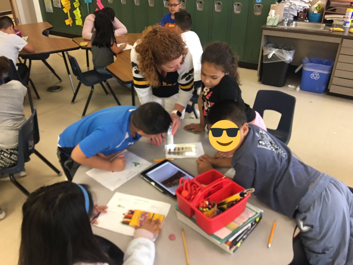 Lori4teachers's tweet photo. Co-teach grasshopper (saltamontes) life cycles with @wier2nd and @MrsSammon - dual language science fun!!!!! Students enjoyed the @smartschoolsys I-go microscopes that helped us see the details on the body parts as well!! @LewisvilleES #LISDsci https://t.co/CHlDLdadAY