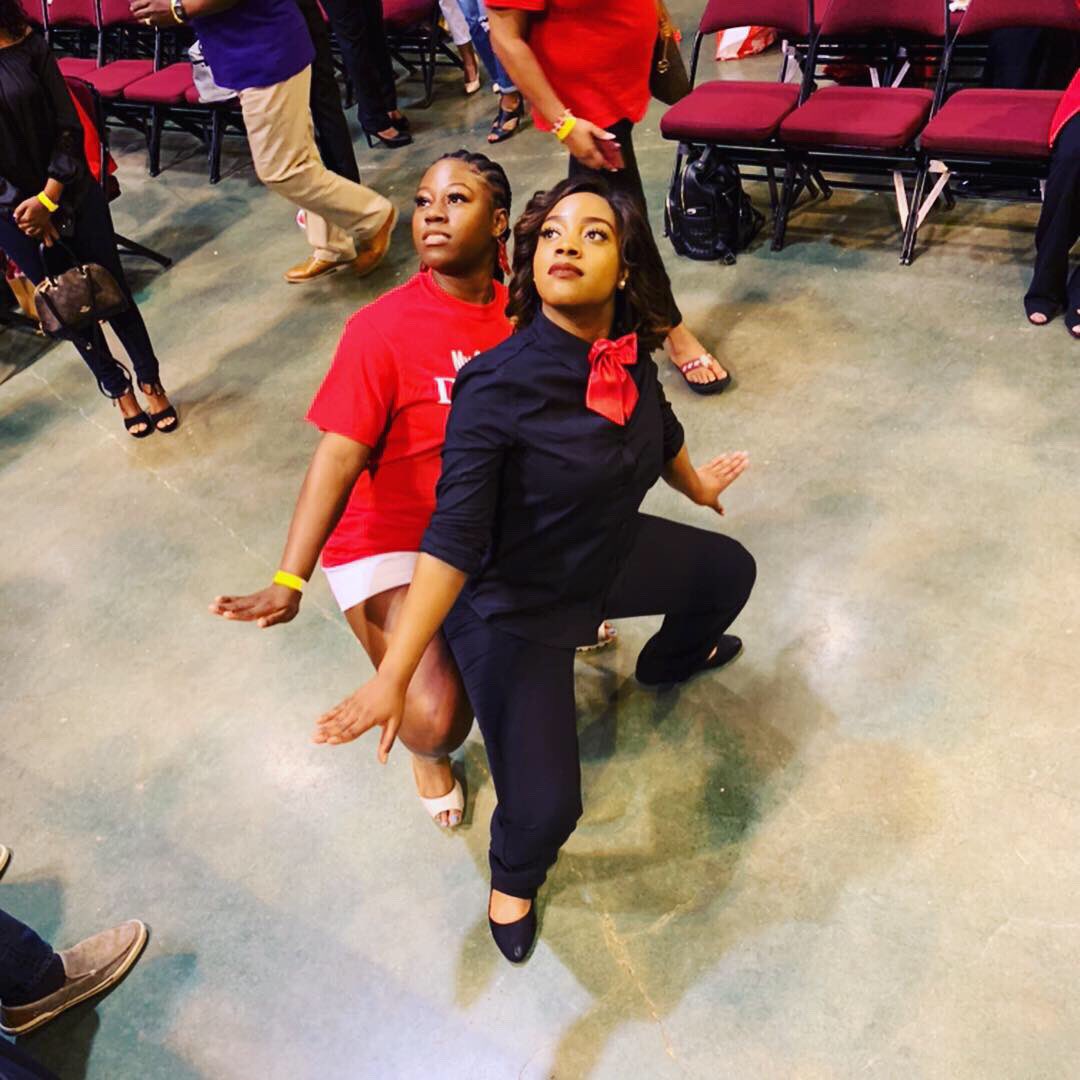 _MiaKayeee's tweet image. Yesterday, I became a member of Delta Sigma Theta Sorority, Innnnnnncorporated. Allow me to reintroduce myself. You may know me as Jamia Sanders. But in Delta Land, they know me as “Sophisticated Thunder” 🔺 

28 Elements of DSTruction
Spring ‘19 , #4 
Vicksburg Alumnae Chapter