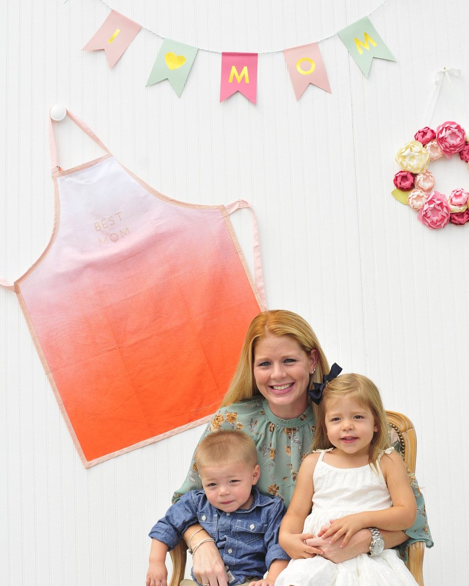desiknow's tweet photo. #RT @ChristJourney: Don't forget to submit your video for #MothersDay. #ChristJourney loves mommas we want to include them in a special Mother's Day surprise. Here's how, simply make a 15-30 second selfie video of what makes your mom so special. Post on … https://t.co/8QM8rzYAQ7